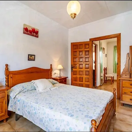 Casa La Esquinita * Padul